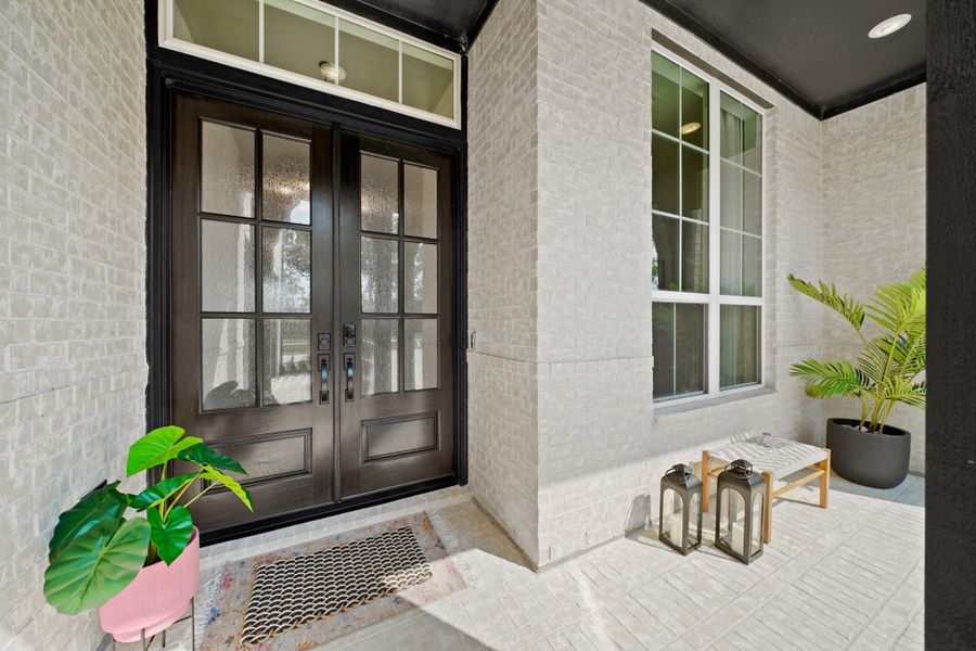 Exterior details and patio area of a home in Sienna, Missouri City (Image 23). Exterior details and patio area of a home in Sienna, Missouri City (Image 23).