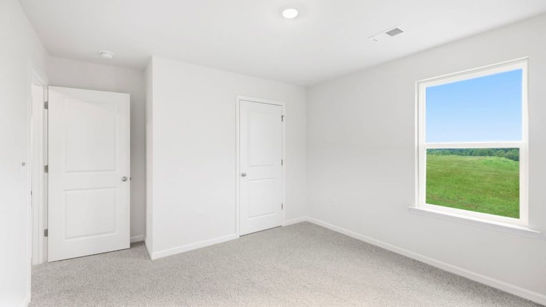 Spacious, unfurnished interior of a new home in Baxter Village, Boiling Springs (Image 28).
