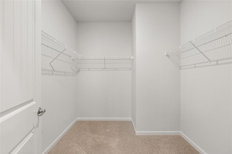 Spacious, unfurnished interior of a new home in Fairway 17 at Mirror Lake, Villa Rica (Image 38).