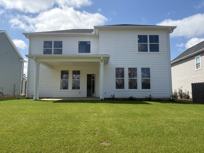 Exterior details and patio area of a home in Tillery Park, Grovetown (Image 4).