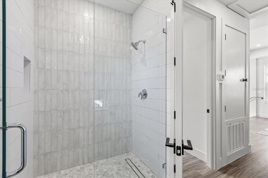 Image 44 of a home in .