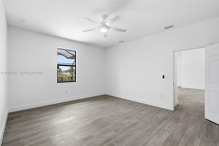 Spacious, unfurnished interior of a new home in , Cape Coral (Image 28). Spacious, unfurnished interior of a new home in , Cape Coral (Image 28).