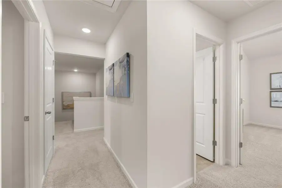 Spacious, unfurnished interior of a new home in Hillbrooke Preserve, Conyers (Image 23).