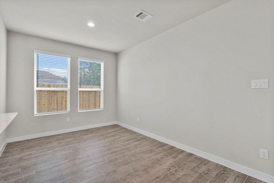 Spacious, unfurnished interior of a new home in Cypresswood Landing, Humble (Image 27).