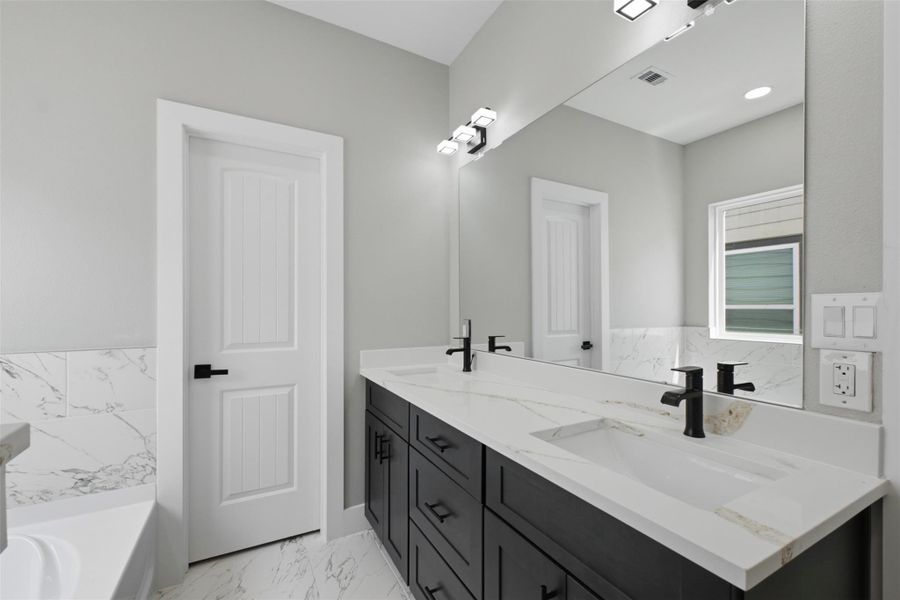 Furnished interior view inside a new home in , Houston (Image 16).