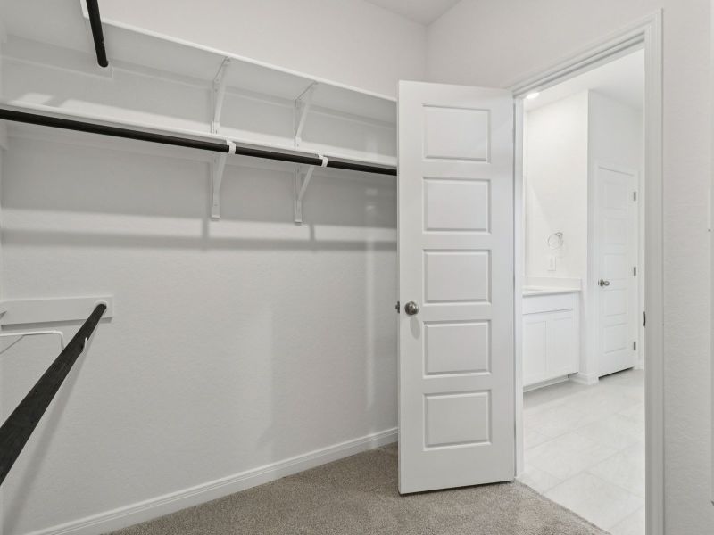 Spacious, unfurnished interior of a new home in Stetson Ridge, Marion (Image 22).