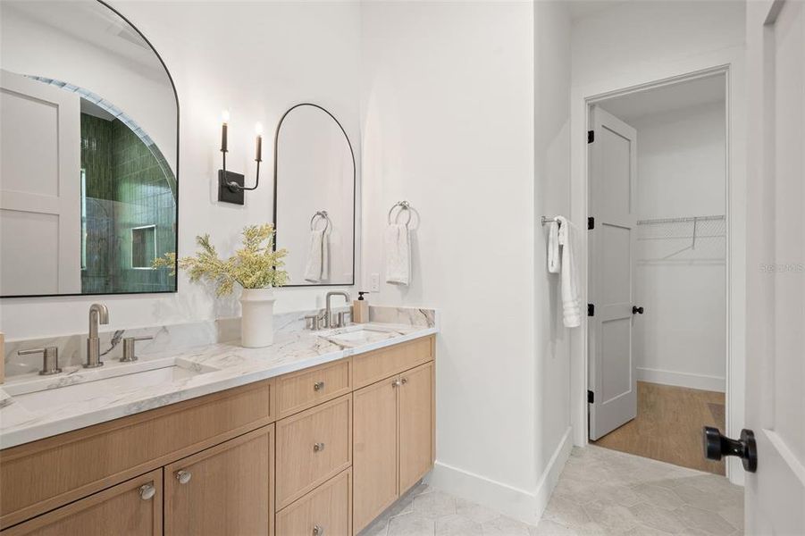 Furnished interior view inside a new home in , Tampa (Image 44).