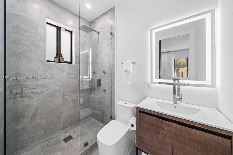 Furnished interior view inside a new home in , Miami (Image 37).