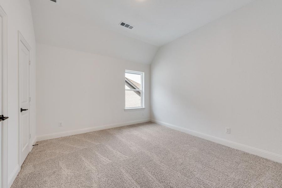 Spacious, unfurnished interior of a new home in Cedar Ridge Estates, Grand Prairie (Image 26). Spacious, unfurnished interior of a new home in Cedar Ridge Estates, Grand Prairie (Image 26).
