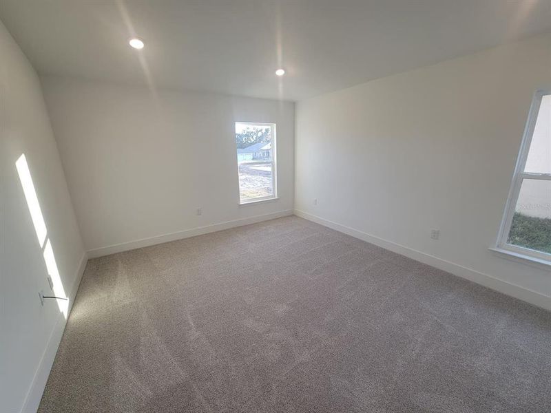 Spacious, unfurnished interior of a new home in Arbor Park, Leesburg (Image 18). Spacious, unfurnished interior of a new home in Arbor Park, Leesburg (Image 18).
