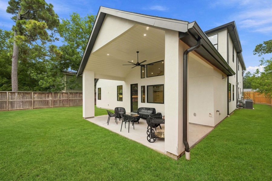 Expansive back yard with room for pool!