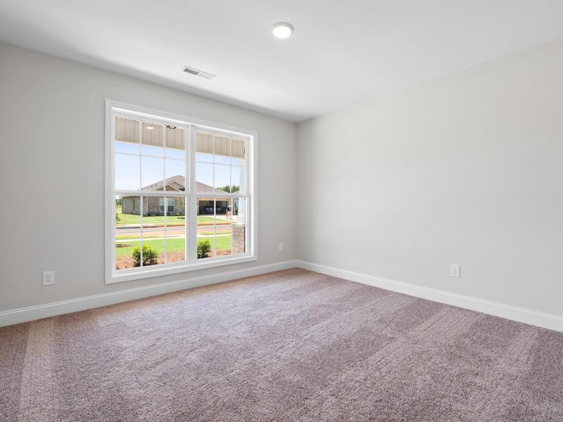 Spacious, unfurnished interior of a new home in Waverly Estates, Josephine (Image 20).