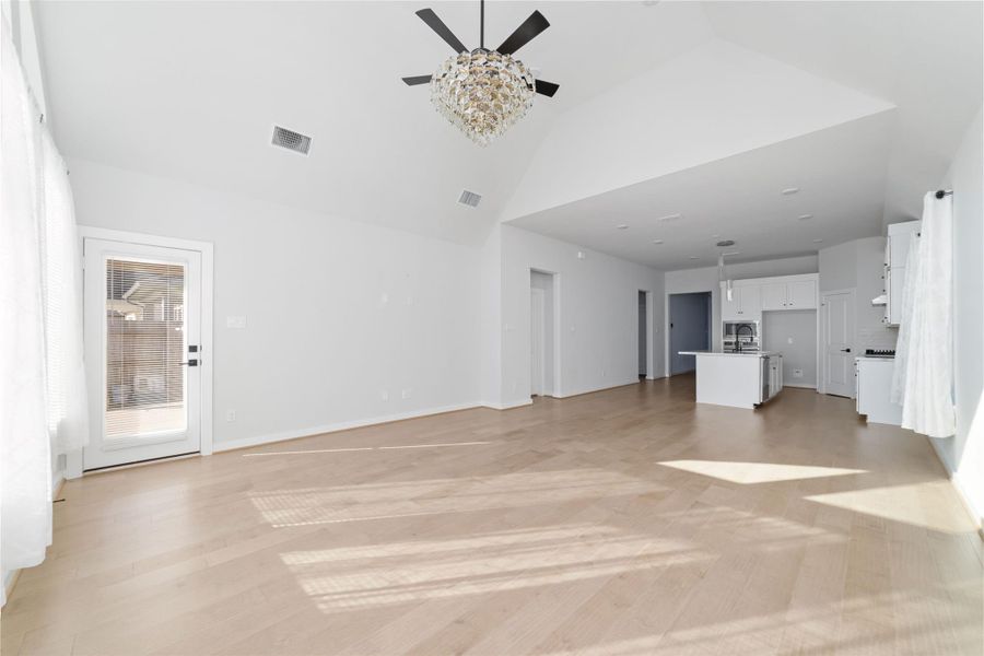 Spacious, unfurnished interior of a new home in Elyson 45' & 70', Katy (Image 20). Spacious, unfurnished interior of a new home in Elyson 45' & 70', Katy (Image 20).