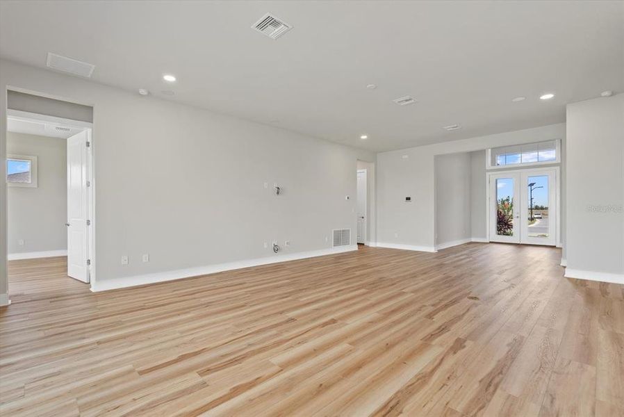 Spacious, unfurnished interior of a new home in , Parrish (Image 36).