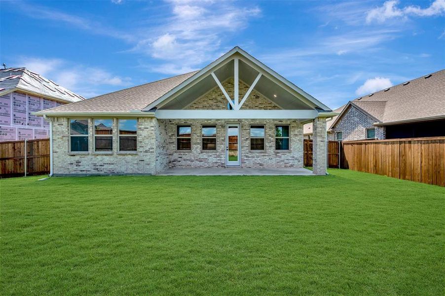 Exterior details and patio area of a home in Heritage Ranch, Sherman (Image 2). Exterior details and patio area of a home in Heritage Ranch, Sherman (Image 2).