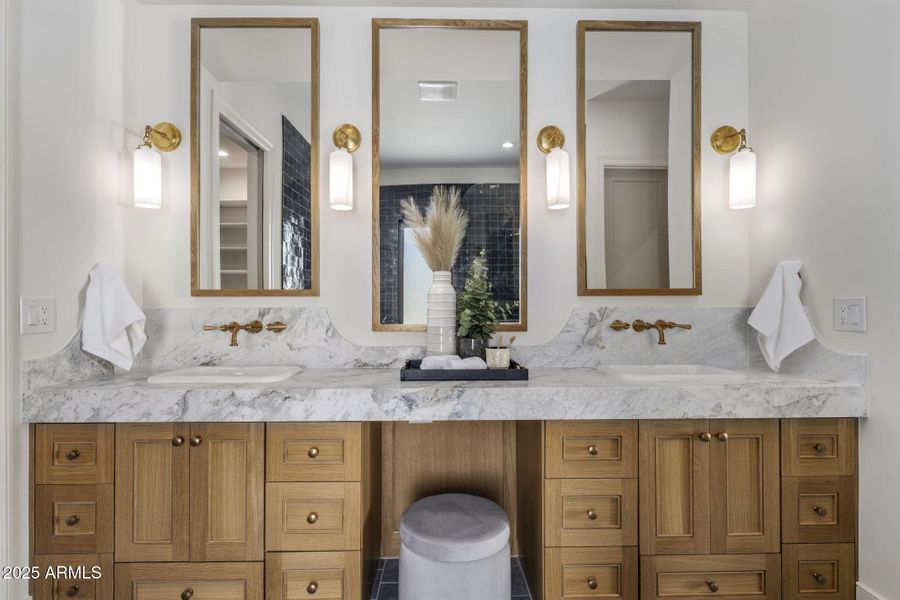 26-web-or-mls-IMG_2045 26-web-or-mls-IMG_2045