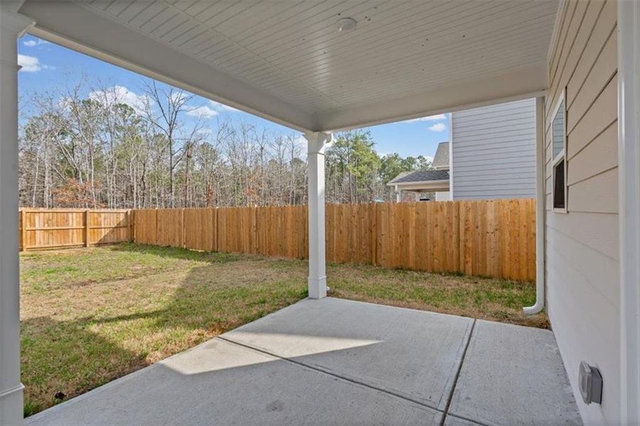 Exterior details and patio area of a home in Emerald Oaks Estates, Rome (Image 3).