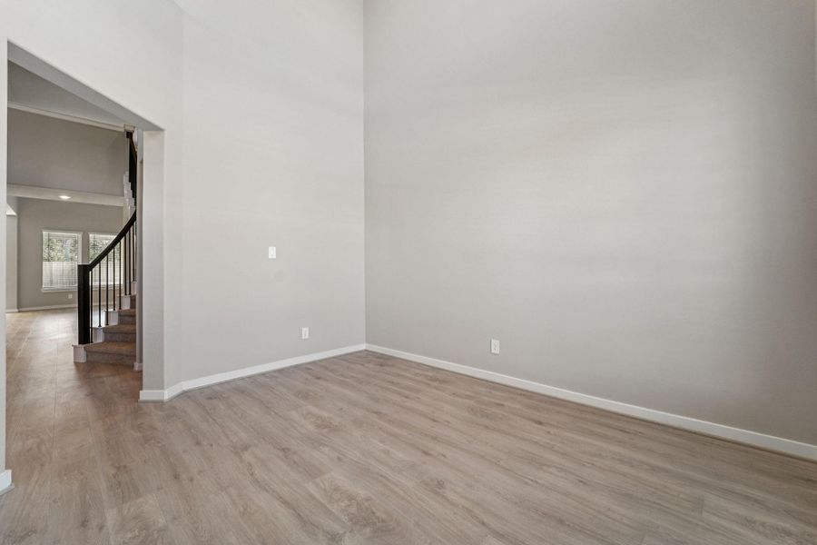 Photo is not of the actual home, but is an inspirational photo of builder’s model home and may depict options, furnishings, and/or decorator features that are not included Photo is not of the actual home, but is an inspirational photo of builder’s model home and may depict options, furnishings, and/or decorator features that are not included