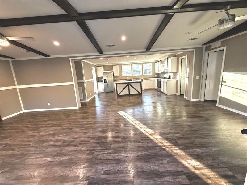 Spacious, unfurnished interior of a new home in , Thonotosassa (Image 9). Spacious, unfurnished interior of a new home in , Thonotosassa (Image 9).