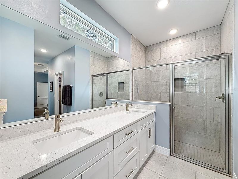 Furnished interior view inside a new home in , Ocala (Image 33).