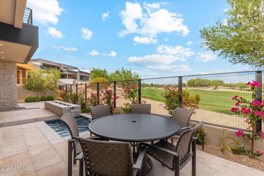 047_BACKYARD 047_BACKYARD