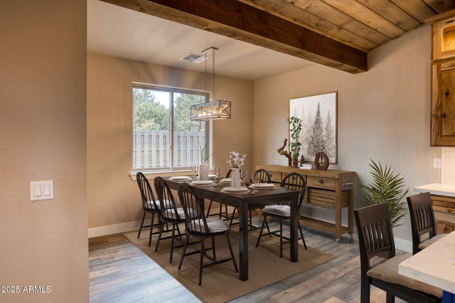 Staged Dining Staged Dining