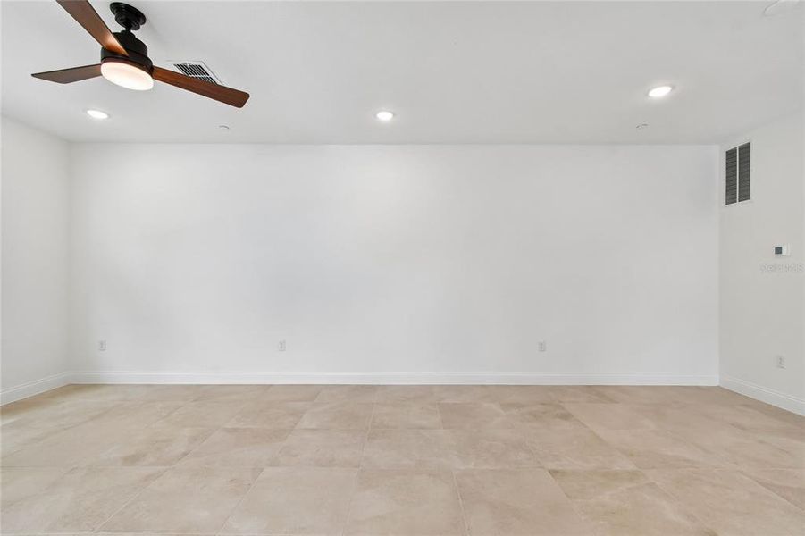 Spacious, unfurnished interior of a new home in Townes at Northlake, Oviedo (Image 28).