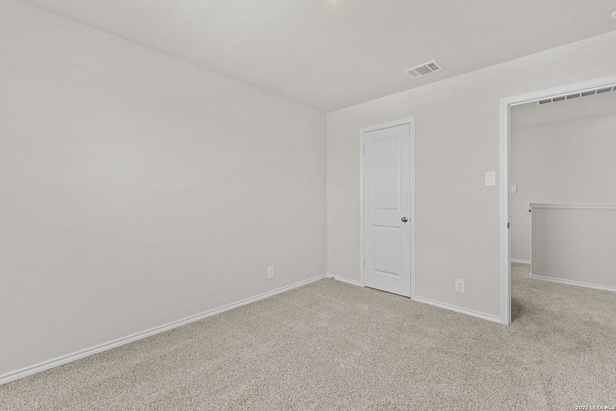Spacious, unfurnished interior of a new home in Redbird Ranch, San Antonio (Image 13). Spacious, unfurnished interior of a new home in Redbird Ranch, San Antonio (Image 13).