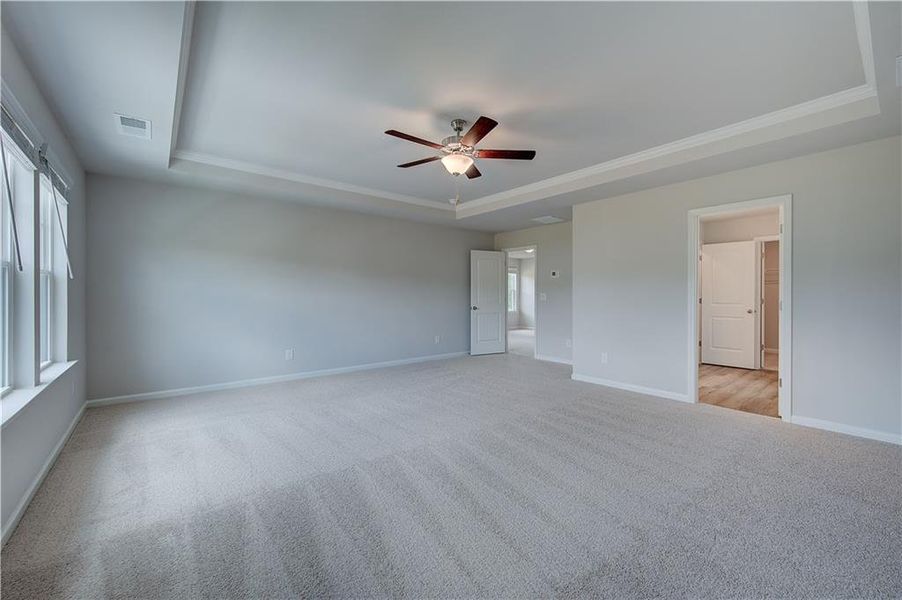 Spacious, unfurnished interior of a new home in Chapel Hill, Newnan (Image 14).