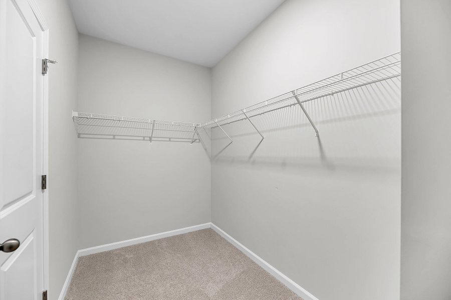 Spacious, unfurnished interior of a new home in Sweetgrass Station, Summerville (Image 18). Spacious, unfurnished interior of a new home in Sweetgrass Station, Summerville (Image 18).