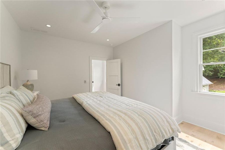 Furnished interior view inside a new home in , Dawsonville (Image 68).