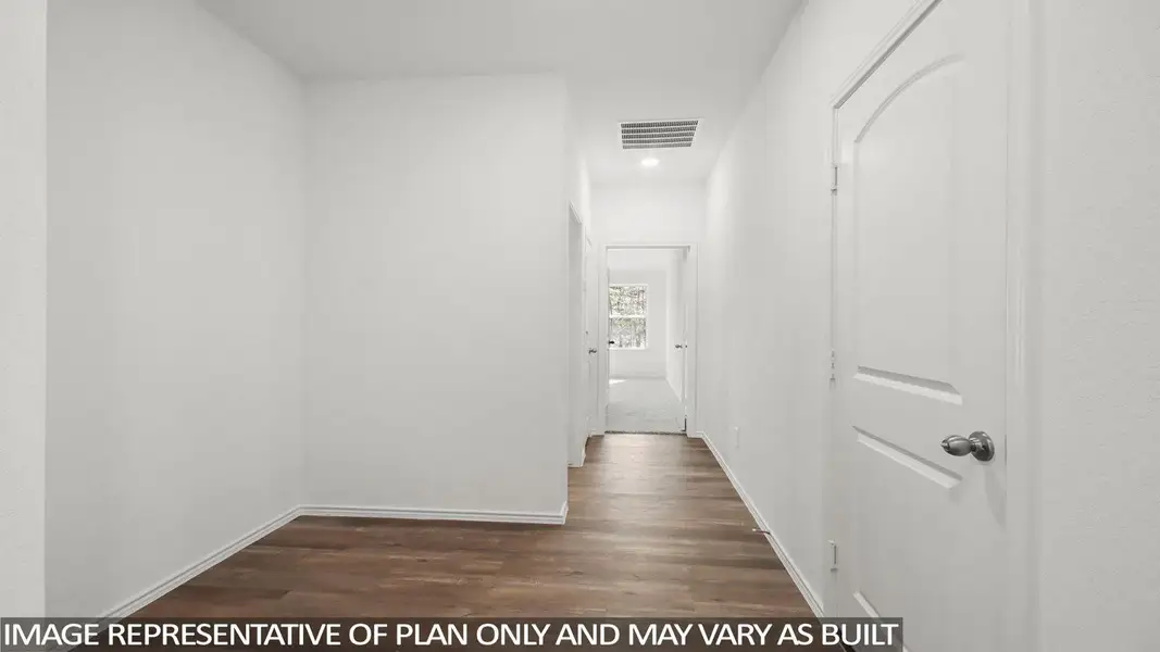 Spacious, unfurnished interior of a new home in River Ranch Meadows, Dayton (Image 25).