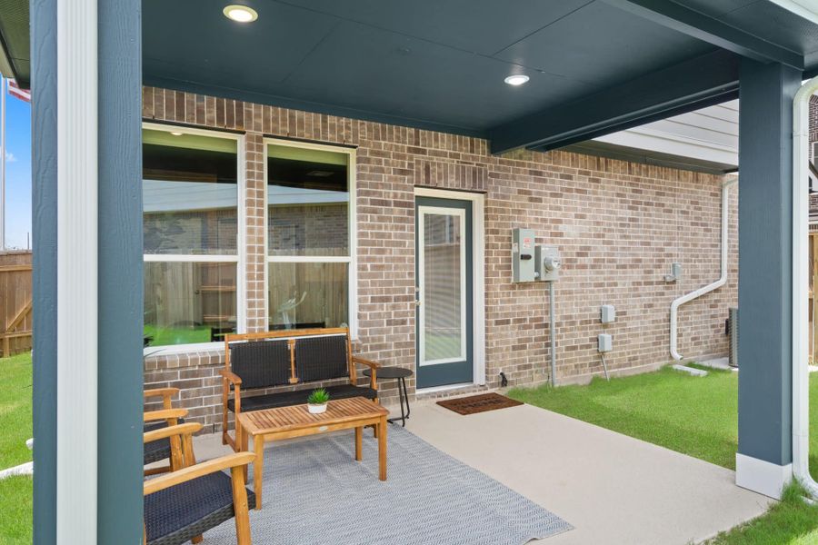 Exterior details and patio area of a home in Elyson, Katy (Image 18).
