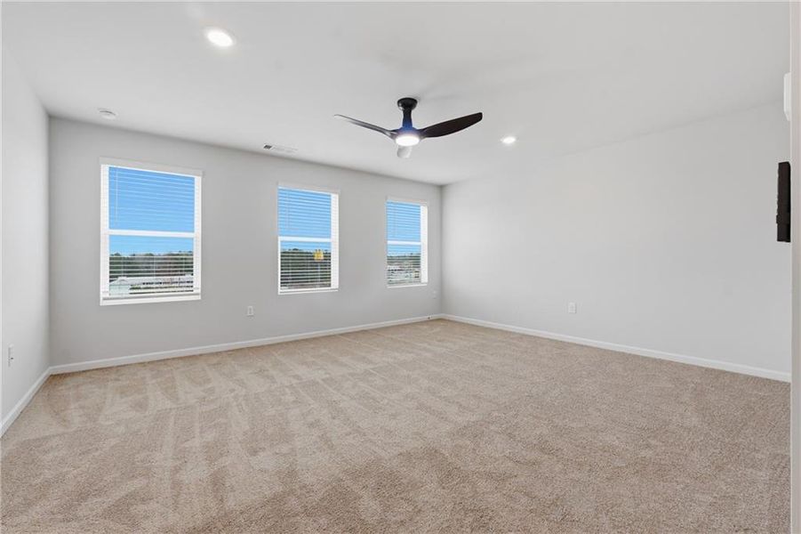 Spacious, unfurnished interior of a new home in Moss Creek, Hogansville (Image 22).