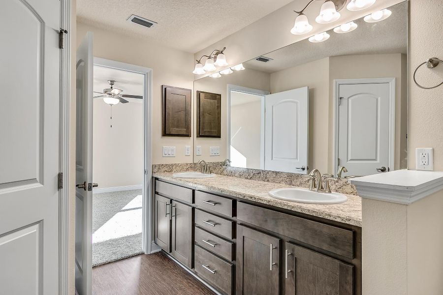 Furnished interior view inside a new home in Spring Hill, Spring Hill (Image 6).