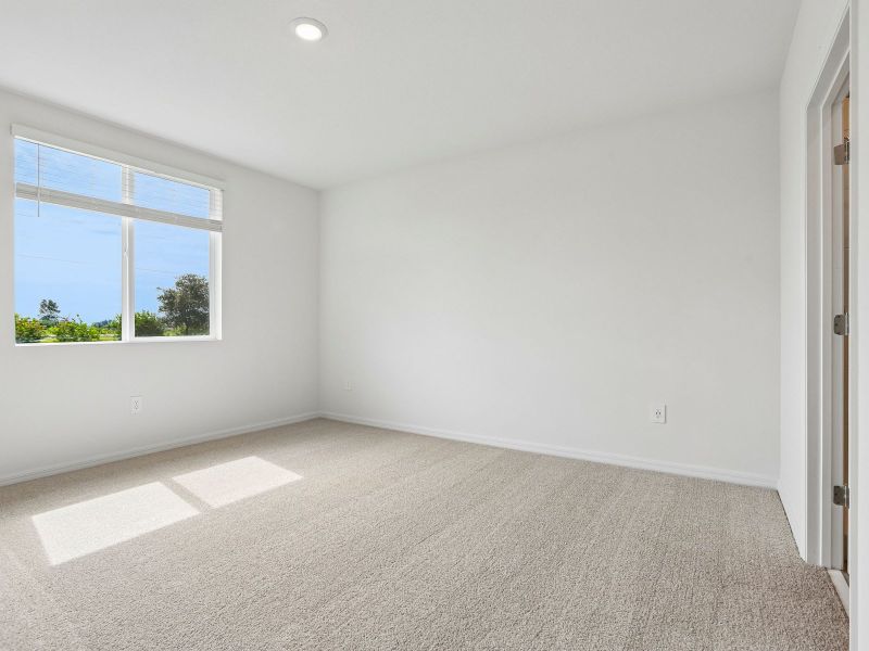 Spacious, unfurnished interior of a new home in Benton Hills - Premier Series, Brooksville (Image 18).