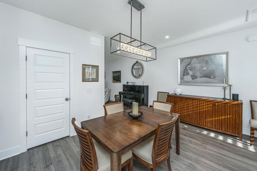 Furnished interior view inside a new home in Hayes Park, Johns Island (Image 19).