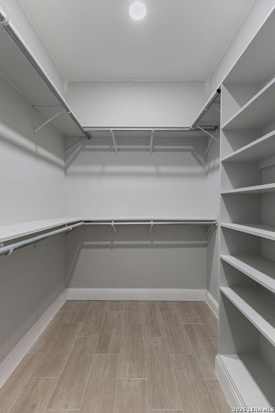 Spacious, unfurnished interior of a new home in , Eagle Pass (Image 27). Spacious, unfurnished interior of a new home in , Eagle Pass (Image 27).