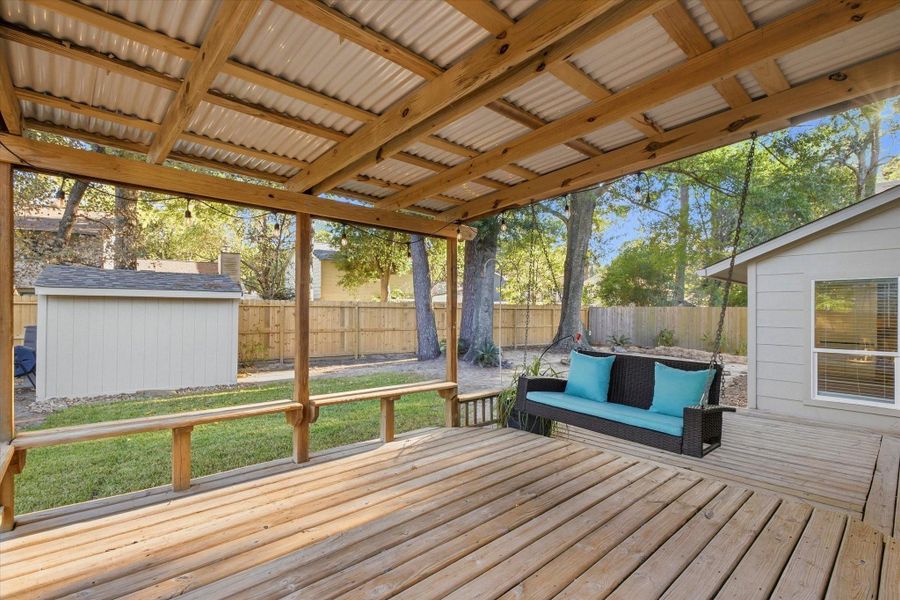Exterior details and patio area of a home in , Kingwood (Image 15).
