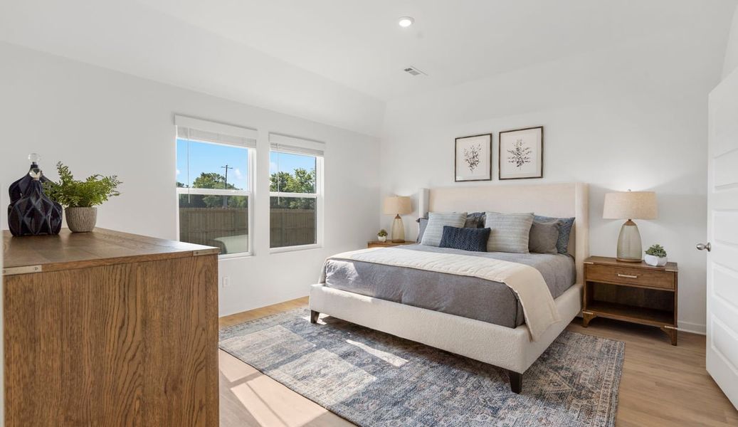 Representative furnished interior of a home built from the Huntsville by D.R. Horton in The Islands, Beech Island (Image 16).