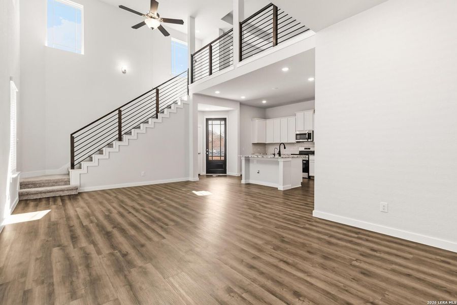 Spacious, unfurnished interior of a new home in Applewhite Meadows, San Antonio (Image 11).