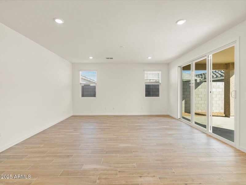 35-1W0A6881 35-1W0A6881