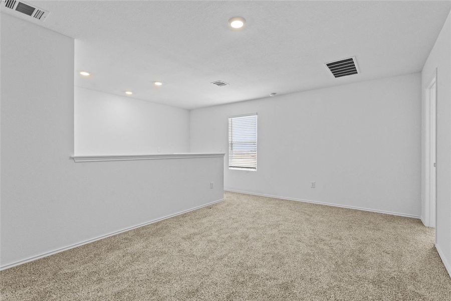 Spacious, unfurnished interior of a new home in Prairie Lakes, Buda (Image 23).