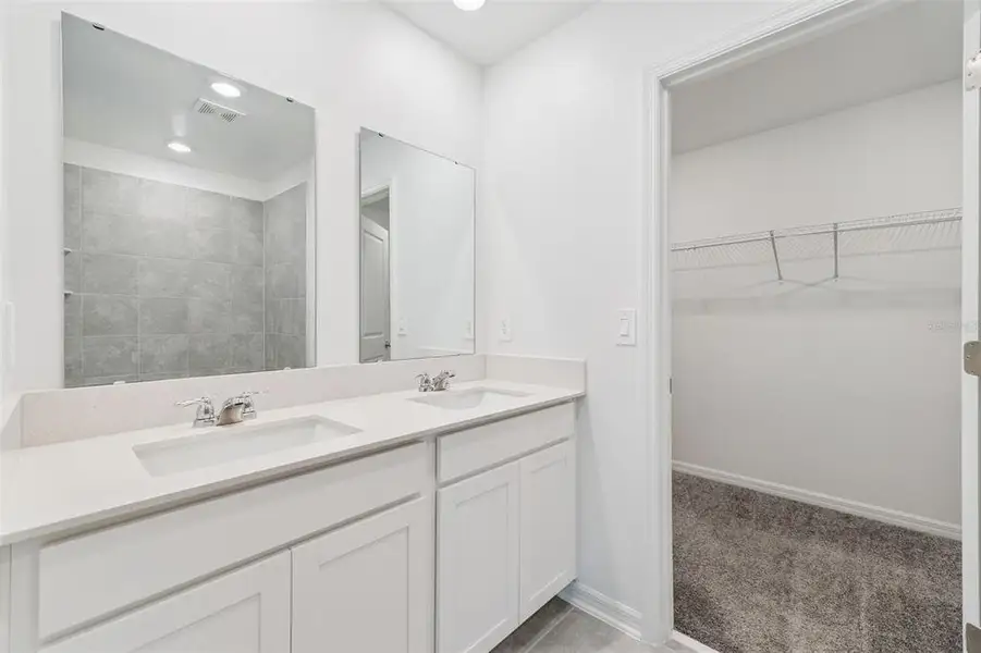 Furnished interior view inside a new home in Peace Creek Reserve: Legacy Collection, Winter Haven (Image 2). Furnished interior view inside a new home in Peace Creek Reserve: Legacy Collection, Winter Haven (Image 2).