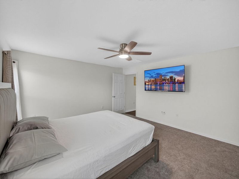 Furnished interior view inside a new home in , Port St. Lucie (Image 7).