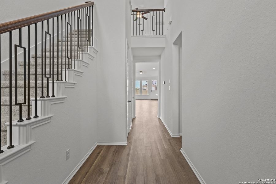 Image 29 of a home in Rhine Valley.