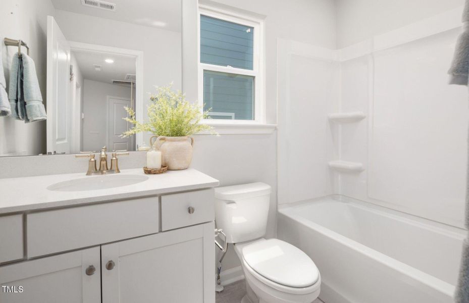 18-web-or-mls-7K5A4254 (2)