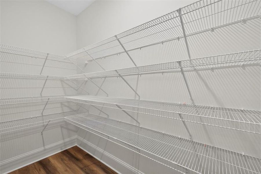 Spacious, unfurnished interior of a new home in , Jefferson (Image 33).