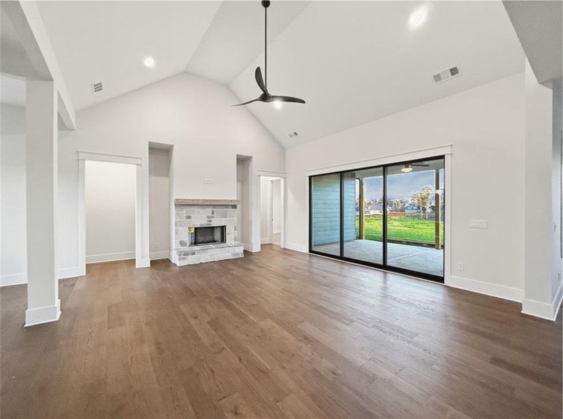 Spacious, unfurnished interior of a new home in , Rydal (Image 69).