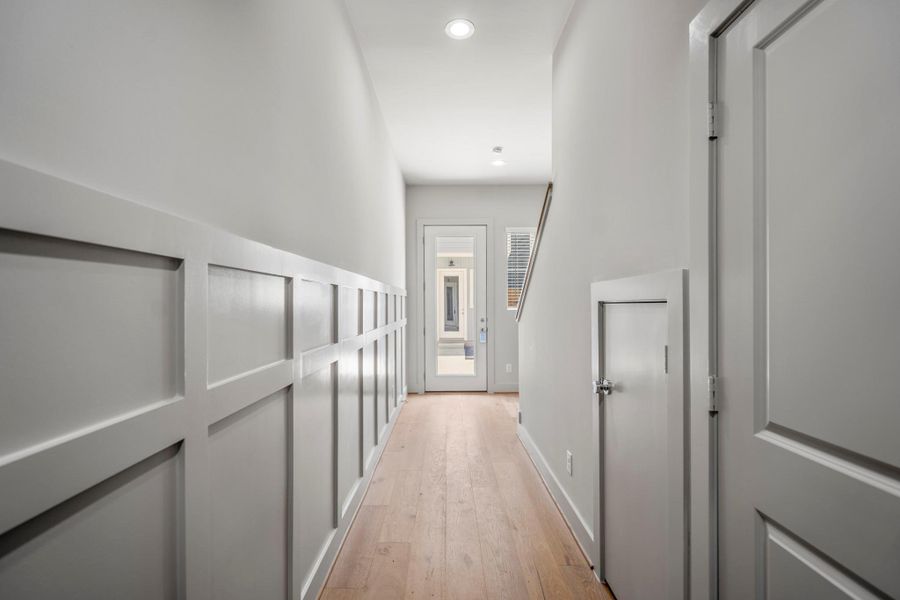 Spacious, unfurnished interior of a new home in , Houston (Image 19).